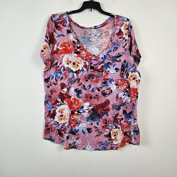Torrid Classic Fit Top 4X Pink Floral Short Sleeve V-Neck Size 0/L - Picture 1 of 6